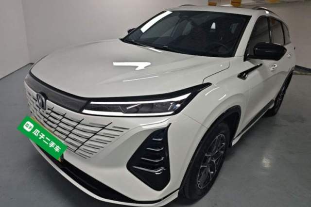 Used CHANGAN CS75 PLUS 2025 Model, 3rd Generation Champion Edition 1.5T Jingling Version