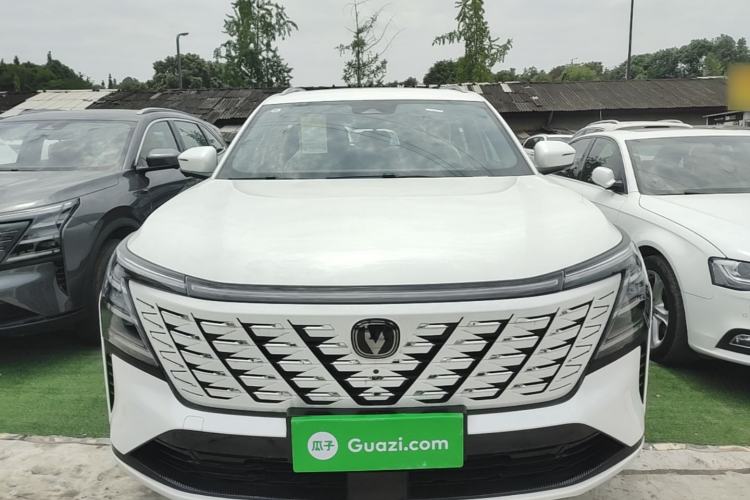 Used CHANGAN CS75 PLUS 2025 4th Generation 1.5T New Blue Whale Smart Luxury Edition Front