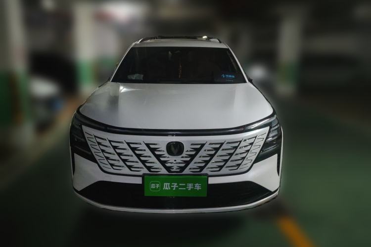 Used CHANGAN CS75 PLUS 2025 4th Generation 1.5T New Blue Whale Smart Luxury Edition Front