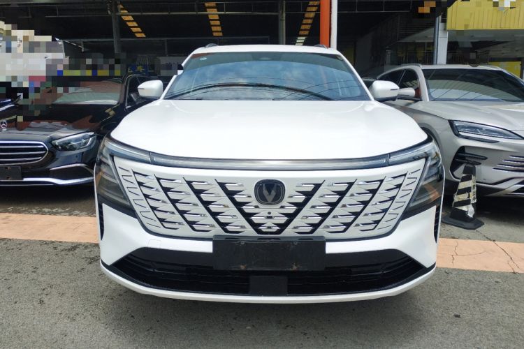 Used CHANGAN CS75 PLUS 2025 4th Generation 1.5T New Blue Whale Smart Luxury Edition Front