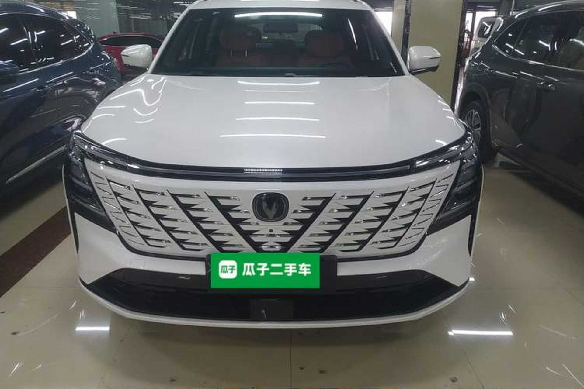 Used CHANGAN CS75 PLUS 2025 4th Generation UItra 2.0T New Blue Whale – Smart & Powerful Version Front