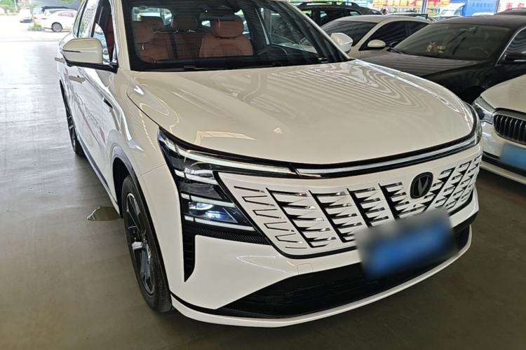 Used CHANGAN CS75 PLUS 2025 4th Generation 1.5T New Blue Whale Smart Luxury Edition Front Right 45 Deg