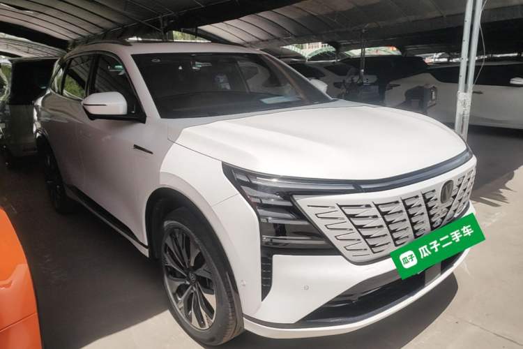 Used CHANGAN CS75 PLUS 2025 4th Generation UItra 2.0T New Blue Whale Smart Intelligent Powertrain Version Front Right 45 Deg