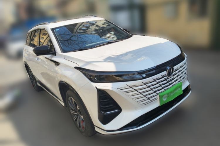Used CHANGAN CS75 PLUS 2025 Model, 3rd Generation Champion Edition 1.5T Jinghang Version Front Right 45 Deg