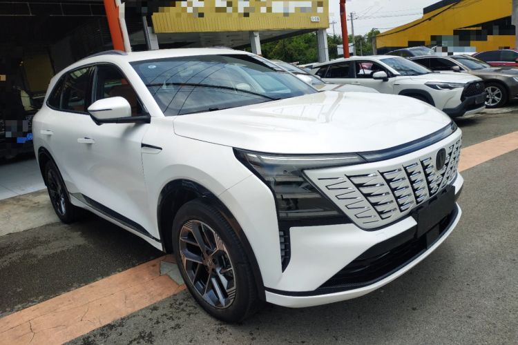 Used CHANGAN CS75 PLUS 2025 4th Generation 1.5T New Blue Whale Smart Luxury Edition Front Right 45 Deg