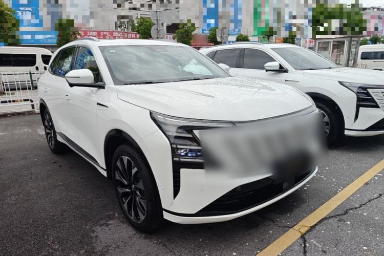 Used CHANGAN CS75 PLUS 2025 4th Generation UItra 2.0T New Blue Whale Smart Intelligent Powertrain Version Front Right 45 Deg