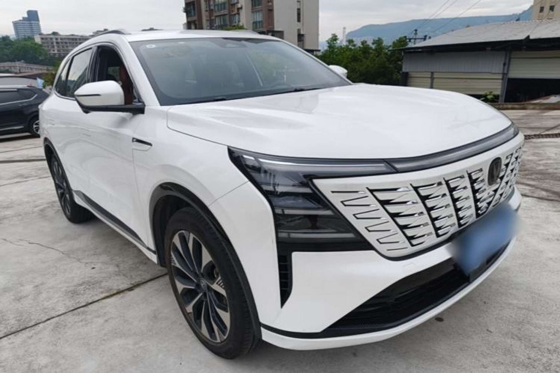 Used CHANGAN CS75 PLUS 2025 4th Generation UItra 2.0T New Blue Whale – Smart & Powerful Version Front Right 45 Deg