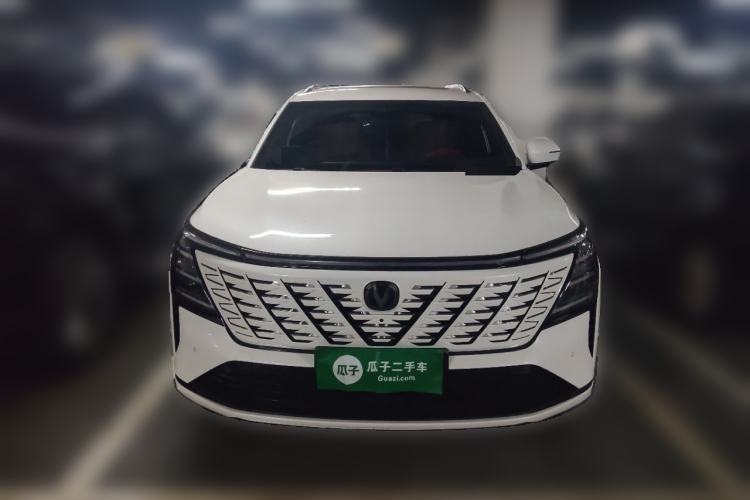 Used CHANGAN CS75 PLUS 2025 4th Generation 1.5T New Blue Whale Smart Flagship Version Front