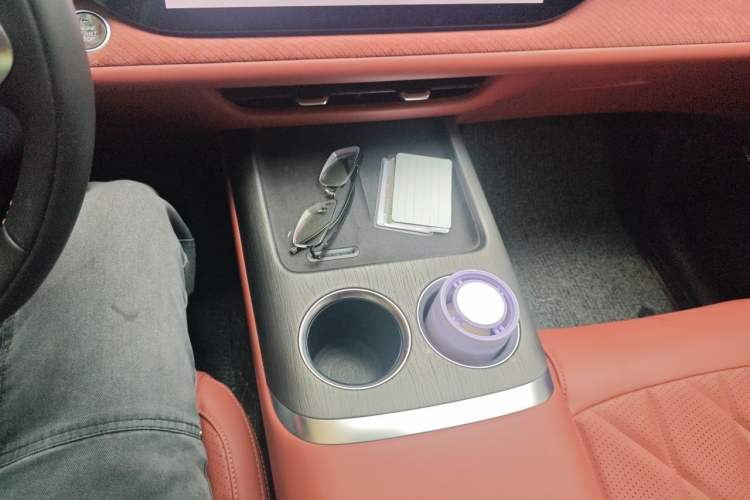 Used CHANGAN CS75 PLUS 2025 4th Generation UItra 2.0T New Blue Whale Smart Intelligent Powertrain Version Gear Lever