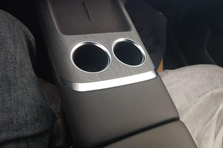 Used CHANGAN CS75 PLUS 2025 Model, 4th Generation 1.5T New Blue Whale Smart Excellence Version Gear Lever