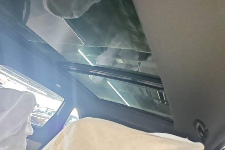 Used CHANGAN CS75 PLUS 2025 4th Generation 1.5T New Blue Whale Smart Flagship Version Headliner