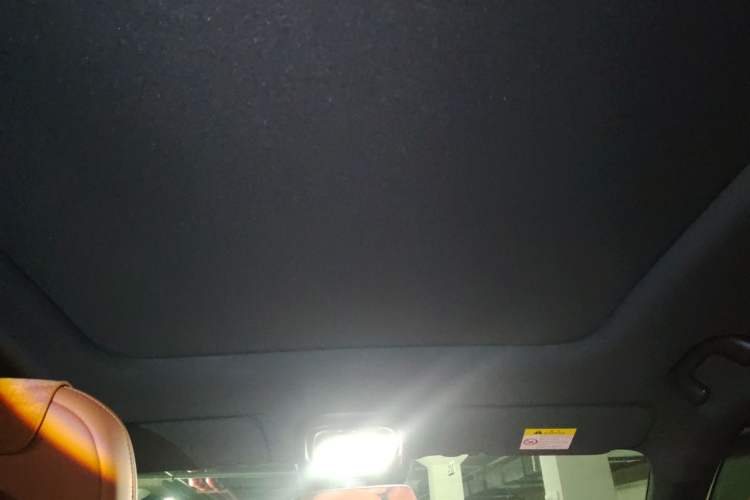 Used CHANGAN CS75 PLUS 2025 4th Generation 1.5T New Blue Whale Smart Luxury Edition Headliner