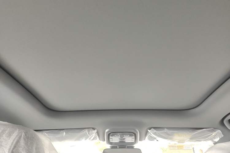 Used CHANGAN CS75 PLUS 2025 4th Generation 1.5T New Blue Whale Smart Luxury Edition Headliner
