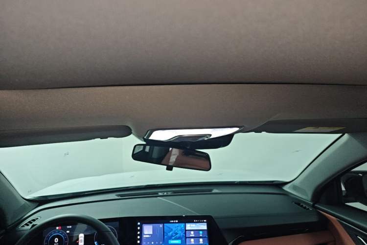 Used CHANGAN CS75 PLUS 2025 Model, 3rd Generation Champion Edition 1.5T Jingling Version Headliner