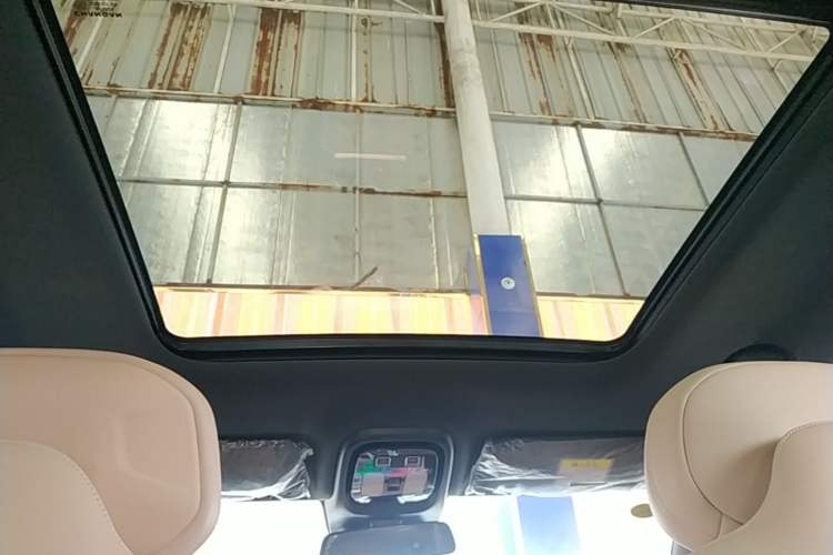 Used CHANGAN CS75 PLUS 2025 4th Generation 1.5T New Blue Whale Smart Flagship Version Headliner