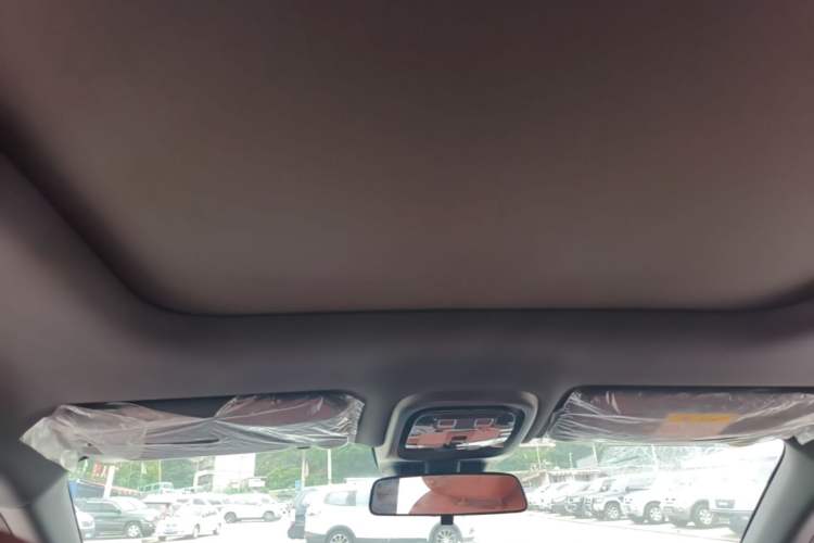 Used CHANGAN CS75 PLUS 2025 4th Generation UItra 2.0T New Blue Whale – Smart & Powerful Version Headliner