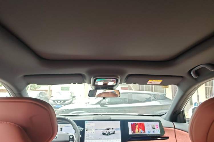 Used CHANGAN CS75 PLUS 2025 4th Generation UItra 2.0T New Blue Whale Smart Intelligent Powertrain Version Headliner
