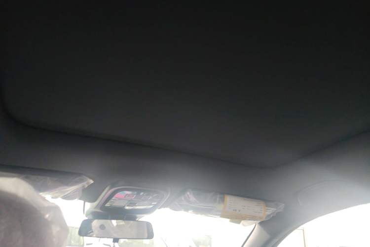 Used CHANGAN CS75 PLUS 2025 4th Generation 1.5T New Blue Whale Smart Luxury Edition Headliner