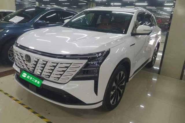 Used CHANGAN CS75 PLUS 2025 4th Generation UItra 2.0T New Blue Whale – Smart & Powerful Version