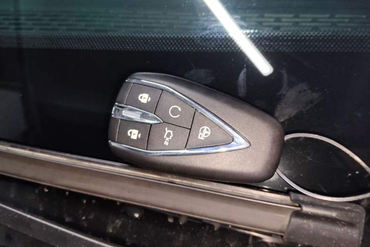 Used CHANGAN CS75 PLUS 2025 4th Generation 1.5T New Blue Whale Smart Flagship Version Interior 1