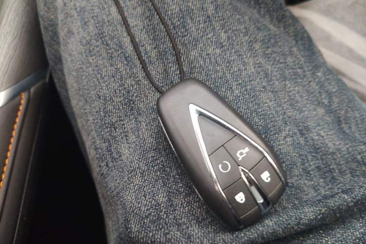Used CHANGAN CS75 PLUS 2025 Model, 4th Generation 1.5T New Blue Whale Smart Excellence Version Interior 1