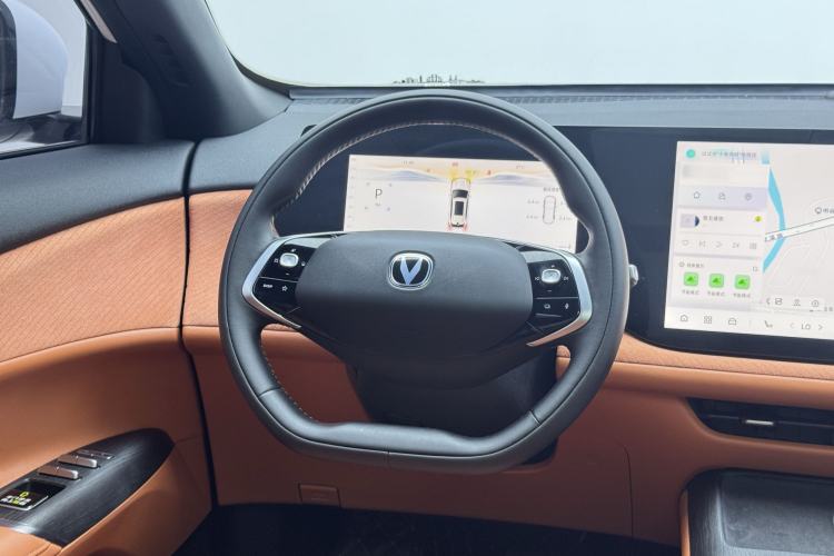 Used CHANGAN CS75 PLUS 2025 4th Generation 1.5T New Blue Whale Smart Luxury Edition Interior 2