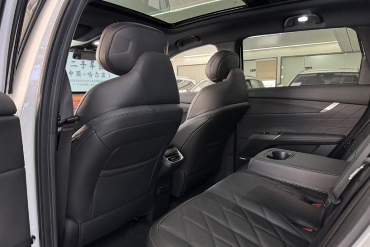 Used CHANGAN CS75 PLUS 2025 4th Generation 1.5T New Blue Whale Smart Flagship Version Interior 3