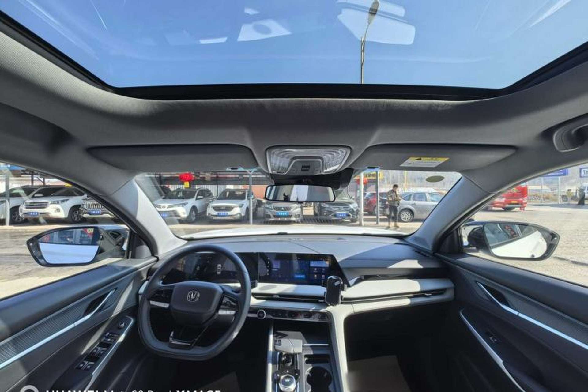 Used CHANGAN CS75 PLUS 2025 Model, 3rd Generation Champion Edition 1.5T Jinghang Version Interior 3