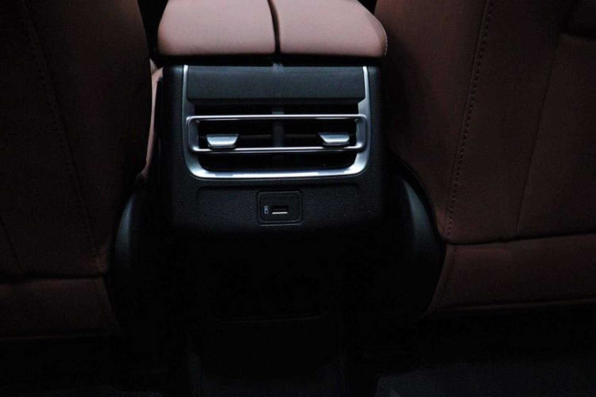 Used CHANGAN CS75 PLUS 2025 Model, 3rd Generation Champion Edition 1.5T Jinghang Version Interior 9