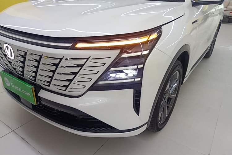 Used CHANGAN CS75 PLUS 2025 4th Generation 1.5T New Blue Whale Smart Luxury Edition Left Front Headlight
