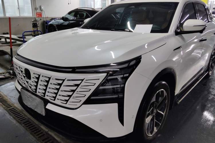 Used CHANGAN CS75 PLUS 2025 4th Generation 1.5T New Blue Whale Smart Flagship Version Left Front Headlight