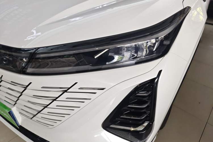 Used CHANGAN CS75 PLUS 2025 Model, 3rd Generation Champion Edition 1.5T Jinghang Version Left Front Headlight