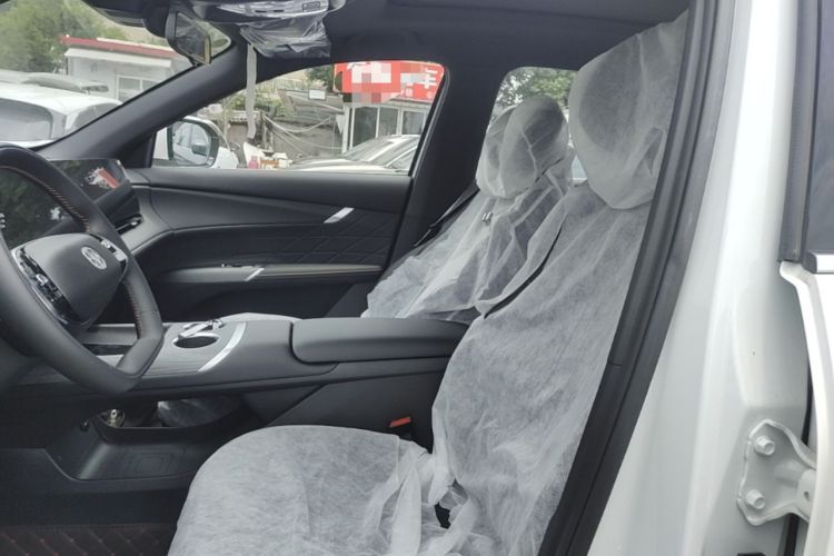 Used CHANGAN CS75 PLUS 2025 4th Generation 1.5T New Blue Whale Smart Luxury Edition Left Front Seat
