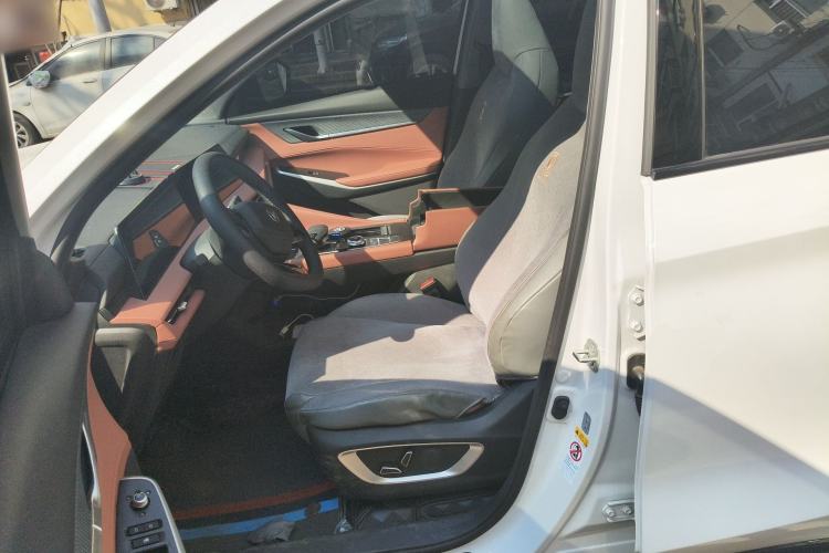 Used CHANGAN CS75 PLUS 2025 Model, 3rd Generation Champion Edition 1.5T Jinghang Version Left Front Seat