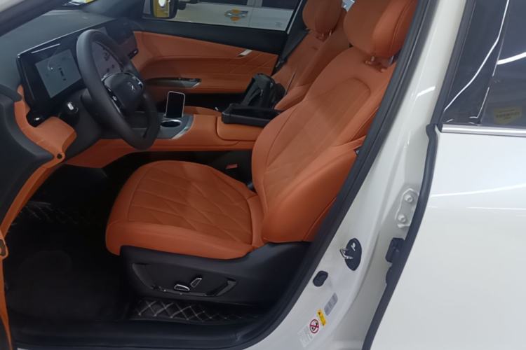 Used CHANGAN CS75 PLUS 2025 4th Generation 1.5T New Blue Whale Smart Luxury Edition Left Front Seat