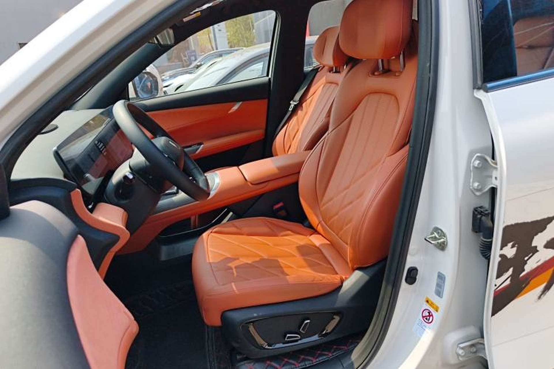 Used CHANGAN CS75 PLUS 2025 4th Generation UItra 2.0T New Blue Whale Smart Intelligent Powertrain Version Left Front Seat