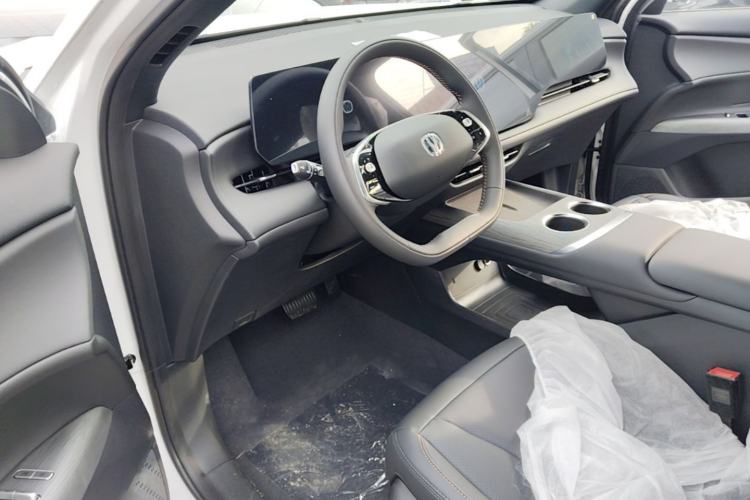 Used CHANGAN CS75 PLUS 2025 Model, 4th Generation 1.5T New Blue Whale Smart Excellence Version Left Front Seat