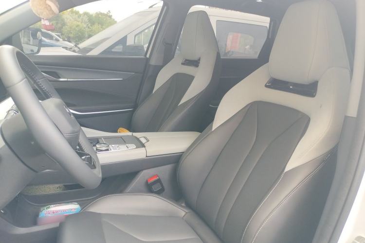 Used CHANGAN CS75 PLUS 2025 Model, 3rd Generation Champion Edition 1.5T Jinghang Version Left Front Seat