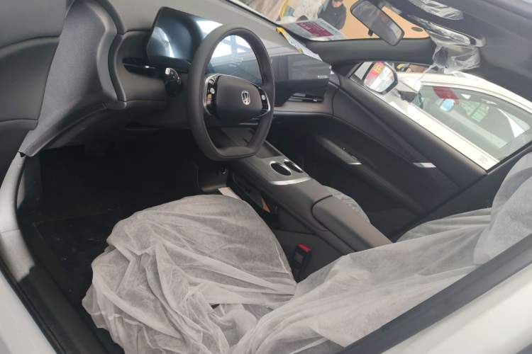 Used CHANGAN CS75 PLUS 2025 Model, 4th Generation 1.5T New Blue Whale Smart Excellence Version Left Front Seat