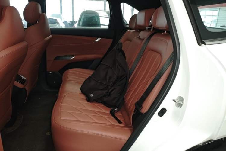 Used CHANGAN CS75 PLUS 2025 4th Generation UItra 2.0T New Blue Whale Smart Intelligent Powertrain Version Left Rear Seat