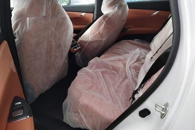 Used CHANGAN CS75 PLUS 2025 4th Generation 1.5T New Blue Whale Smart Luxury Edition Left Rear Seat