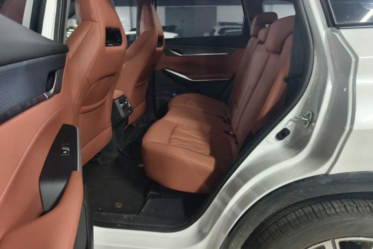 Used CHANGAN CS75 PLUS 2025 Model, 3rd Generation Champion Edition 1.5T Jinghang Version Left Rear Seat