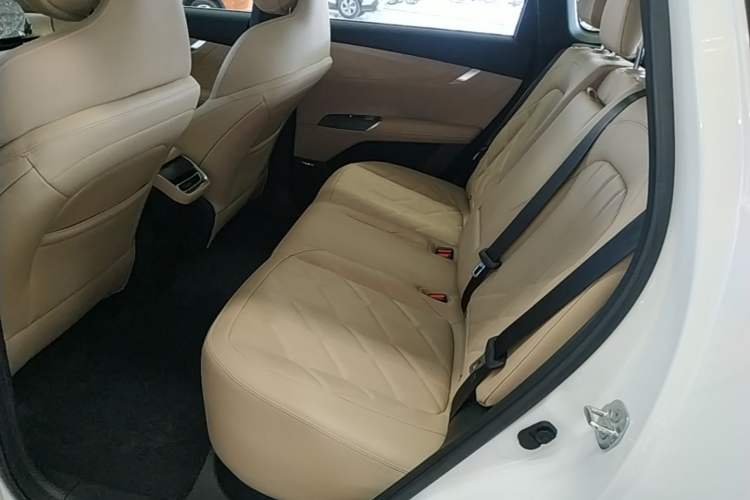 Used CHANGAN CS75 PLUS 2025 4th Generation 1.5T New Blue Whale Smart Flagship Version Left Rear Seat