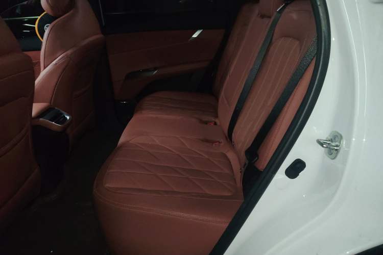Used CHANGAN CS75 PLUS 2025 4th Generation 1.5T New Blue Whale Smart Flagship Version Left Rear Seat