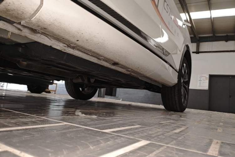 Used CHANGAN CS75 PLUS 2025 4th Generation UItra 2.0T New Blue Whale Smart Intelligent Powertrain Version Left Side Sill