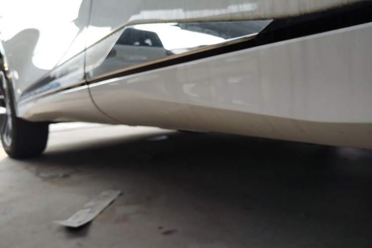 Used CHANGAN CS75 PLUS 2025 4th Generation 1.5T New Blue Whale Smart Luxury Edition Left Side Sill