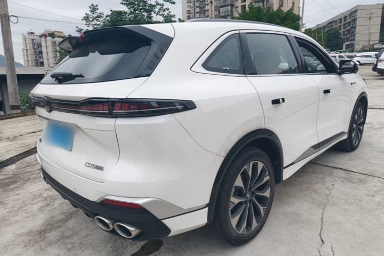 Used CHANGAN CS75 PLUS 2025 4th Generation UItra 2.0T New Blue Whale – Smart & Powerful Version Rear Right 45 Deg