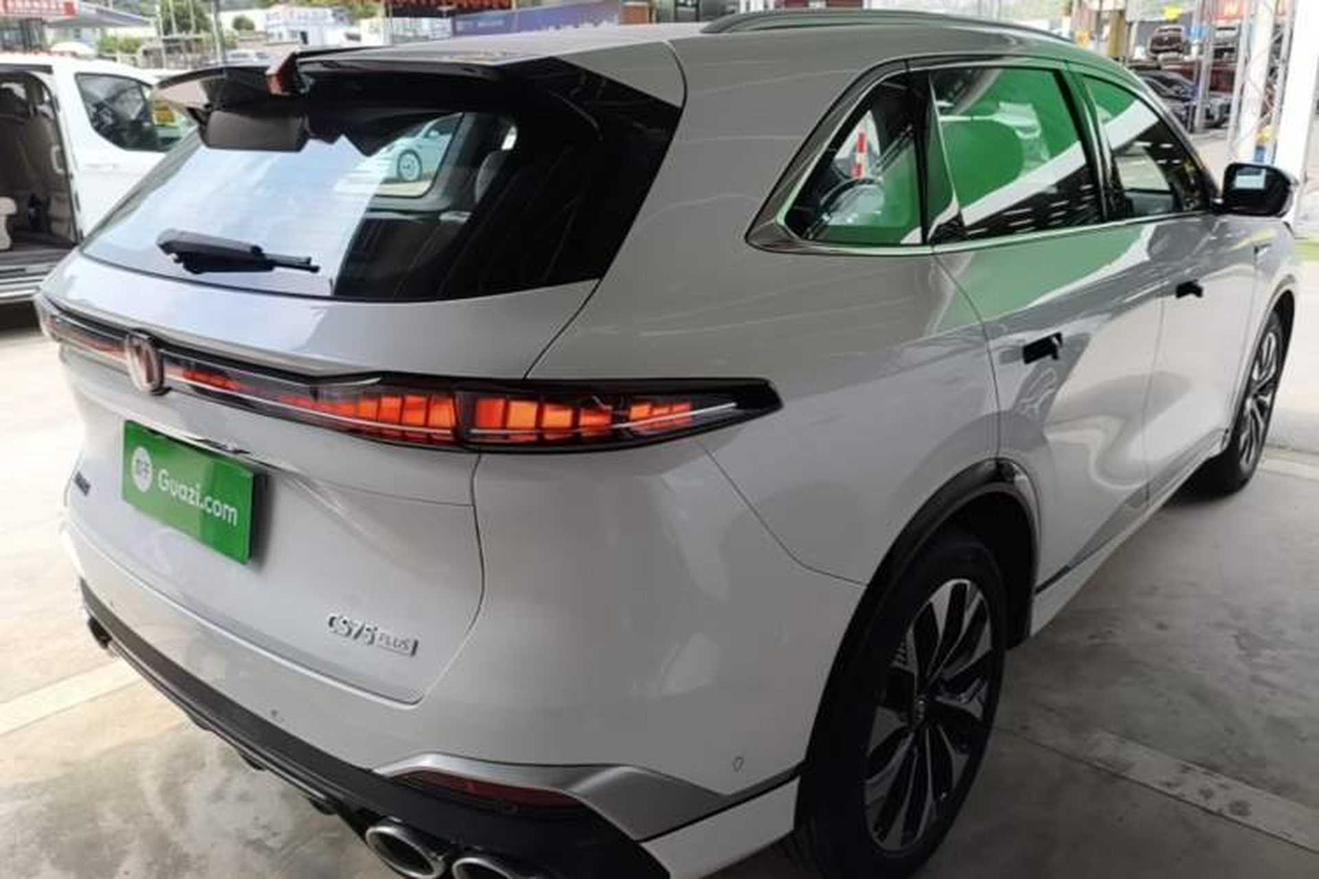 Used CHANGAN CS75 PLUS 2025 4th Generation UItra 2.0T New Blue Whale Smart Intelligent Powertrain Version Rear Right 45 Deg