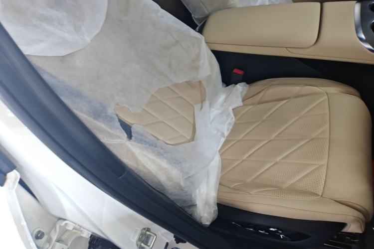 Used CHANGAN CS75 PLUS 2025 4th Generation 1.5T New Blue Whale Smart Flagship Version Right Front Seat