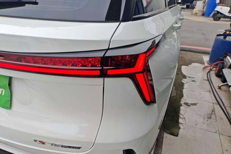Used CHANGAN CS75 PLUS 2025 Model, 3rd Generation Champion Edition 1.5T Jinghang Version Right Rear Taillight